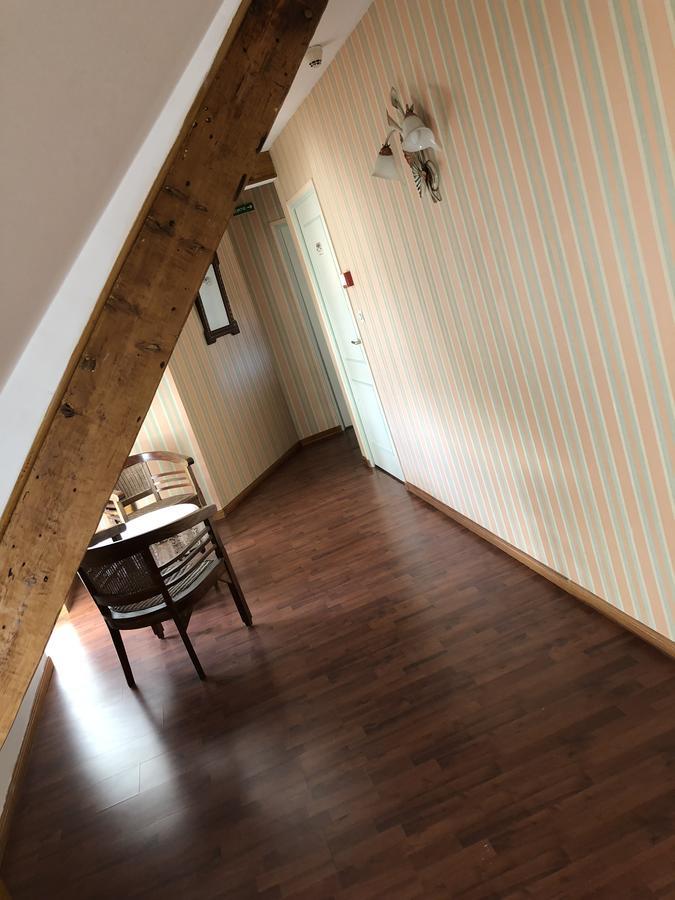 Bed and Breakfast La Bonne Auberge Ardres Екстер'єр фото