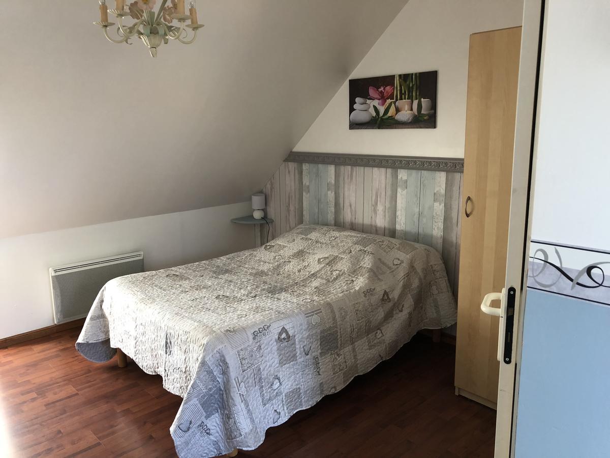 Bed and Breakfast La Bonne Auberge Ardres Екстер'єр фото
